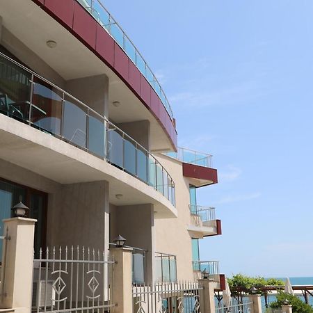 Petrov Family Hotel Nesebăr Exterior foto