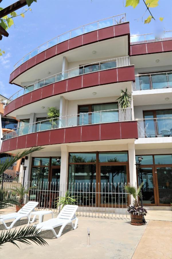 Petrov Family Hotel Nesebăr Exterior foto